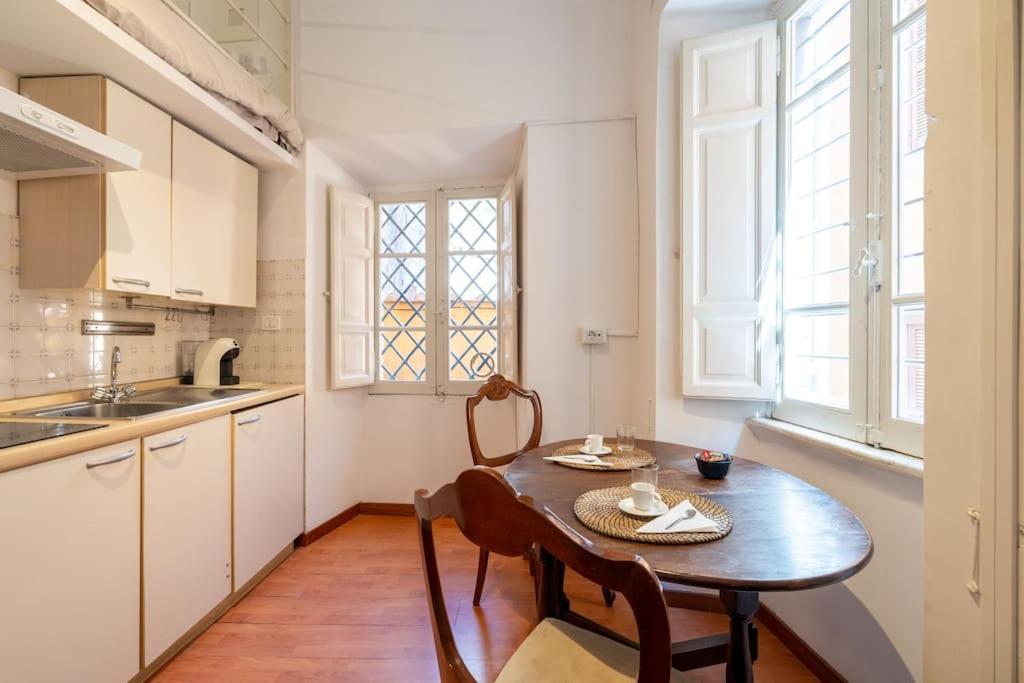 Tiny House Nel Cuore Di Roma Экстерьер фото