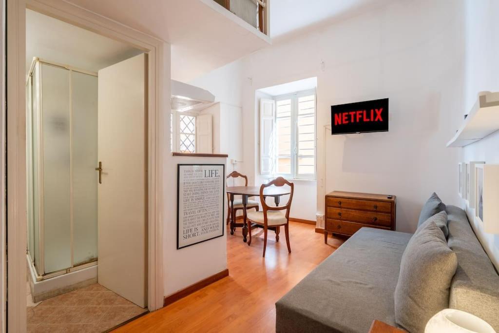 Tiny House Nel Cuore Di Roma Экстерьер фото